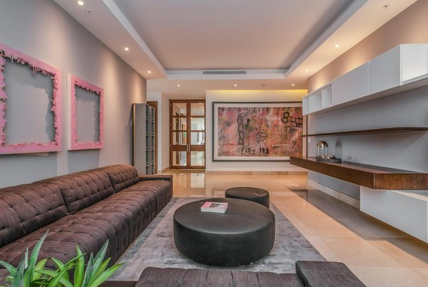 What Are the Best Practices for Sustainable Sourcing in UK Clothing Manufacturing?